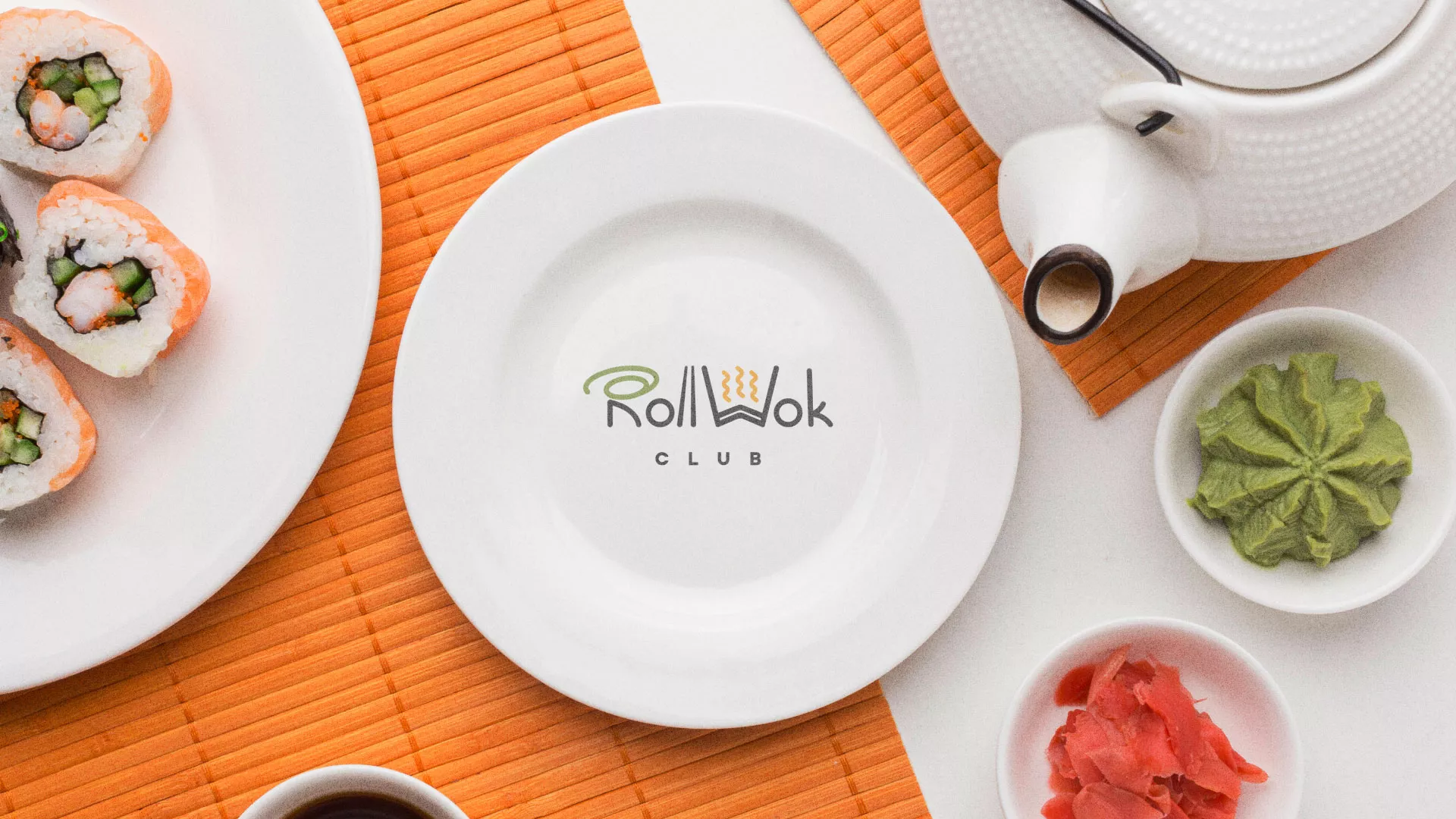 Разработка логотипа и фирменного стиля в Суздале для суши-бара «Roll Wok Club» Разработка логотипа и фирменного стиля в Суздале для суши-бара «Roll Wok Club»
